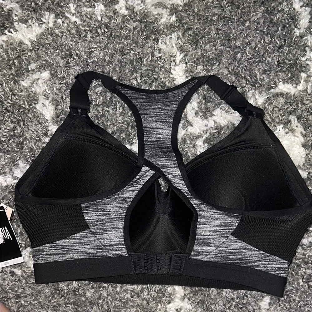NWT Victoria’s Secret VSX Women's Black and Gray Sports Bra - Picture 5 of 10